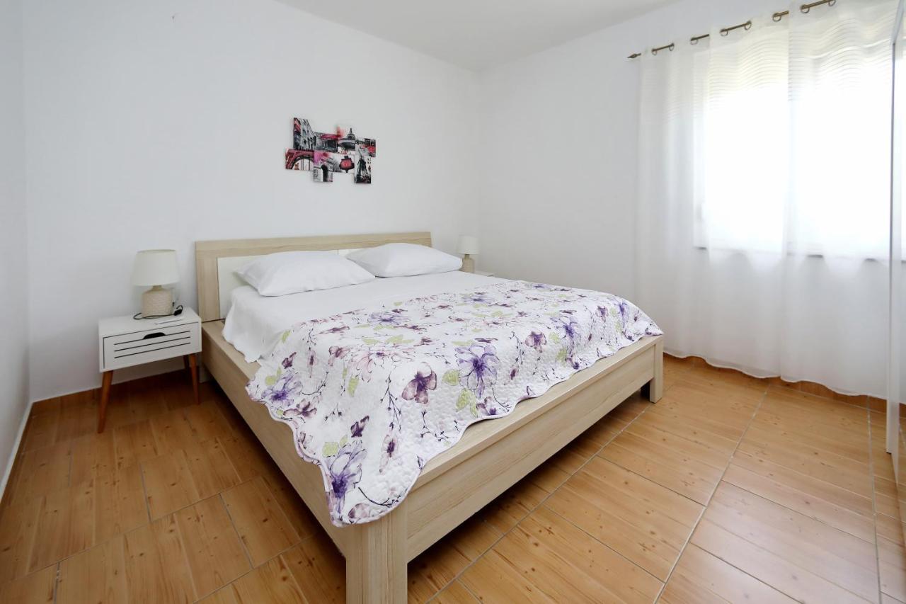 Apartment Sunny Terrace Bibinje Exterior photo